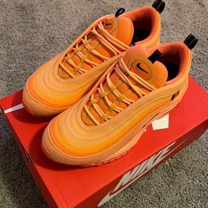 Nike shoes LA city special